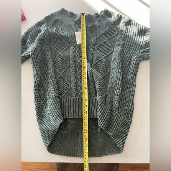 AERIE Pullover V-Neck Cable Knit Sweater - Picture 9 of 10